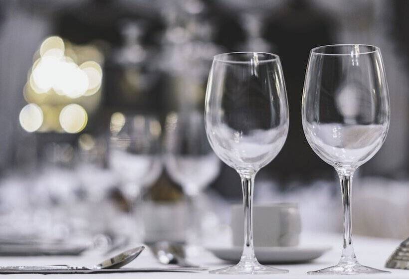 Walsh S Hotel And Apartments