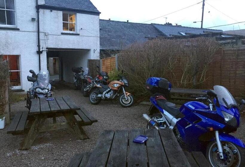 فندق صغير The Eagles Bunkhouse