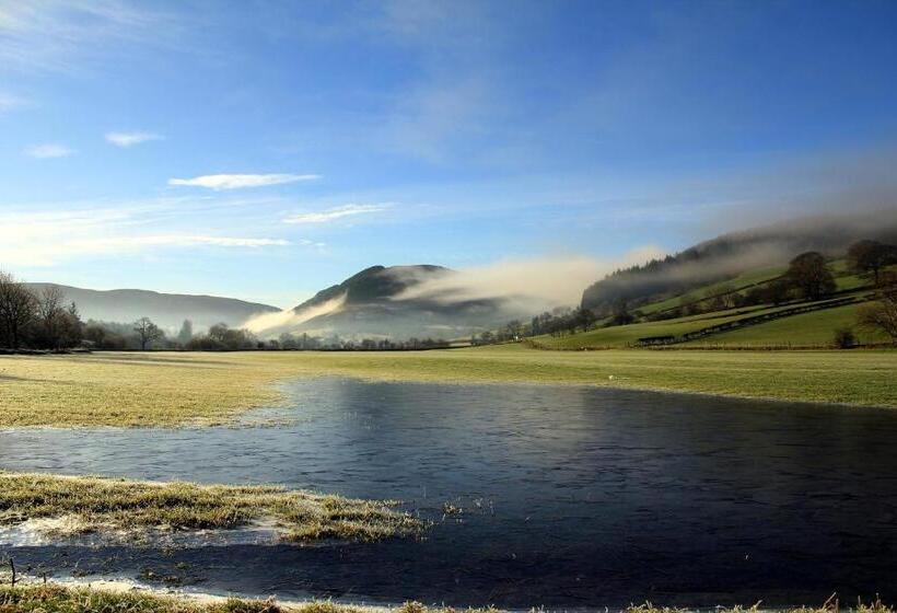 فندق صغير The Eagles Bunkhouse