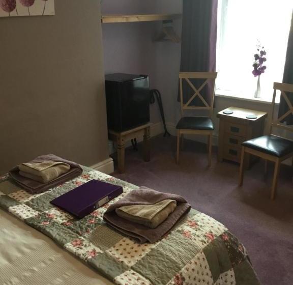 ベッドアンドブレックファースト Berwyn Guest House