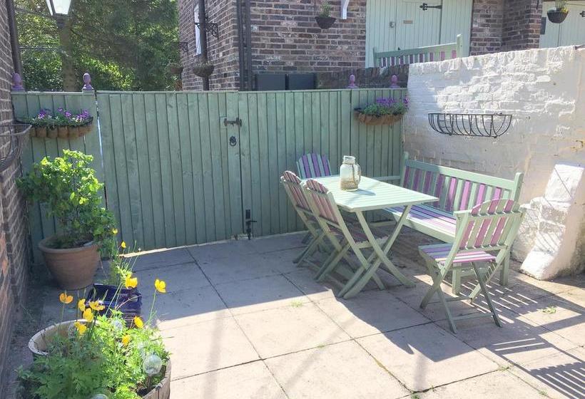 צימר Calcutts House