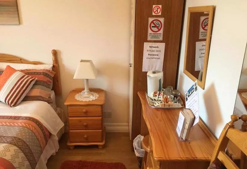Aamiaismajoitus (B&B) Clare Forest Apartment