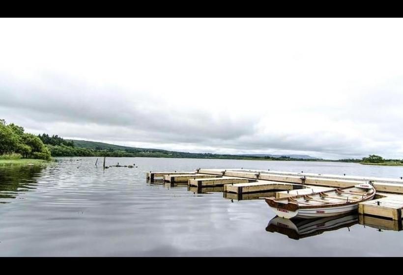 مبيت وإفطار Dulrush Fishing Lodge And Guest House