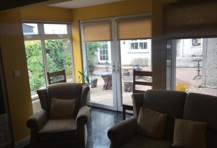 مبيت وإفطار Dulrush Fishing Lodge And Guest House