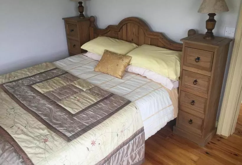 تختخواب و صبحانه Dulrush Fishing Lodge And Guest House