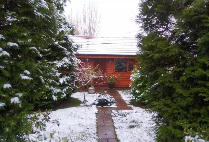 Aamiaismajoitus (B&B) Manor Garden Lodge