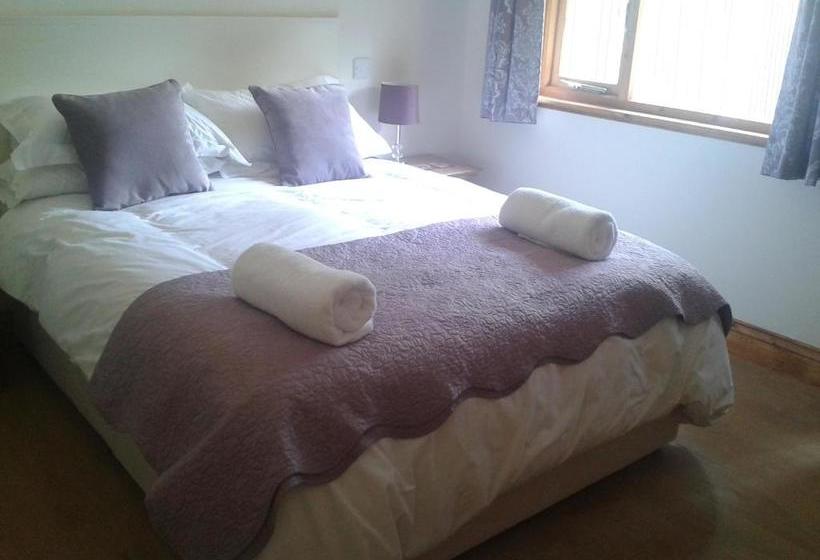 ベッドアンドブレックファースト Manor Garden Lodge