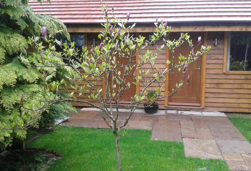 ベッドアンドブレックファースト Manor Garden Lodge