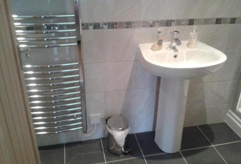 ベッドアンドブレックファースト Manor Garden Lodge