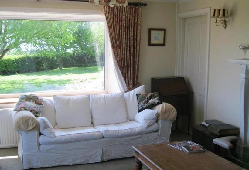 ベッドアンドブレックファースト Pigeonwood House