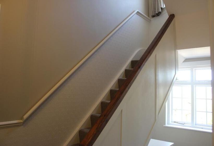 ベッドアンドブレックファースト Prince Of Wales