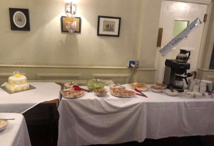 ベッドアンドブレックファースト Prince Of Wales