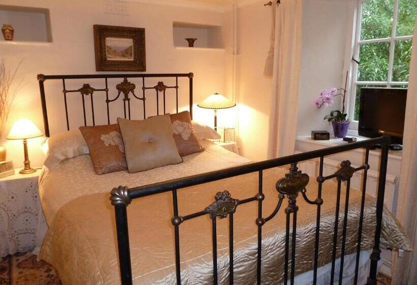 Bed and Breakfast Queen Anne House