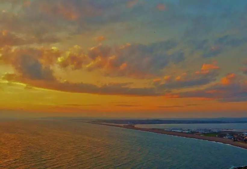 تختخواب و صبحانه Queen Anne House