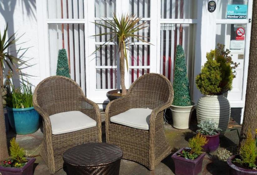 住宿加早餐  The Corner House