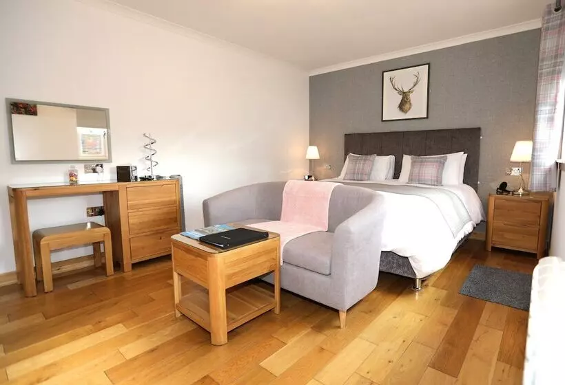 تختخواب و صبحانه The Willows   Room Only Accommodation