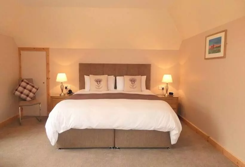 تختخواب و صبحانه The Willows   Room Only Accommodation