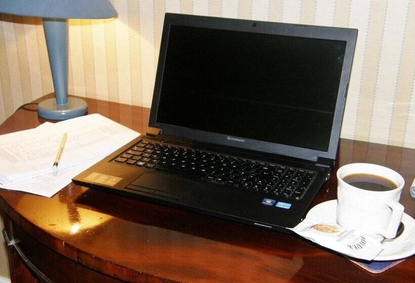 Bed and Breakfast Threeways House