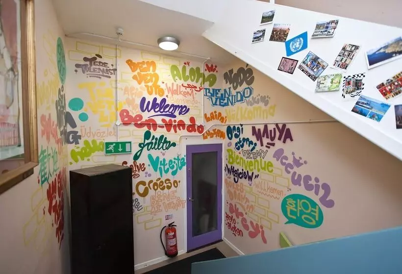 Hostel Connect