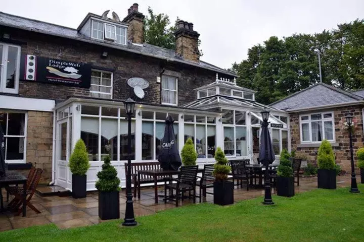 Hotelli Dimple Well Lodge