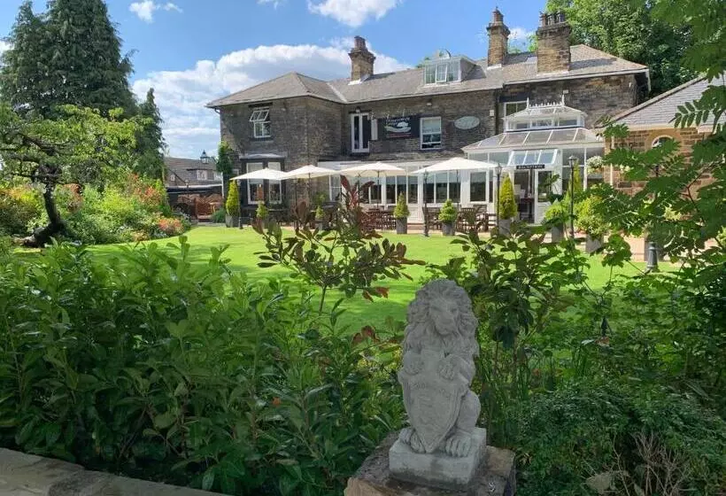 Hotelli Dimple Well Lodge