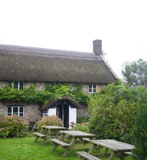 Отель Shave Cross Rooms