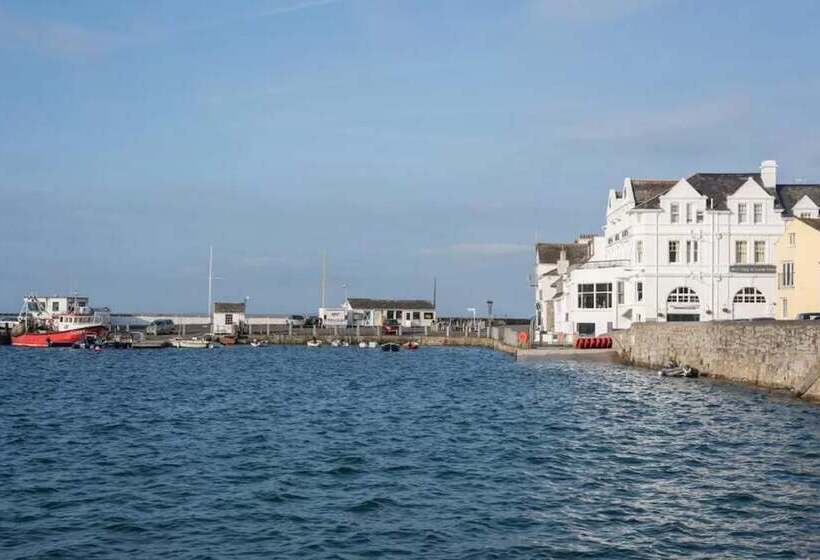 فندق Ship And Castle