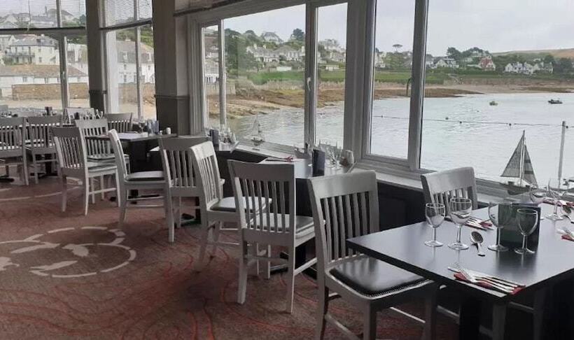 فندق Ship And Castle