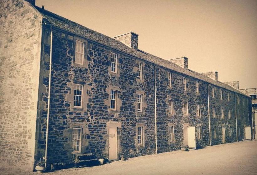 New Lanark Wee Row Hostel