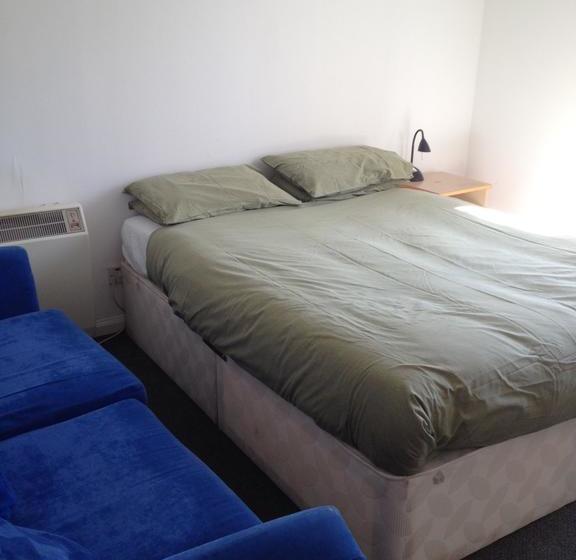 New Lanark Wee Row Hostel