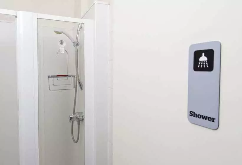 Yha Medway Hostel