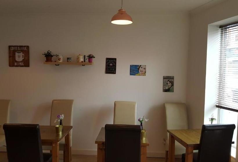 호스텔 Snooze Guest House