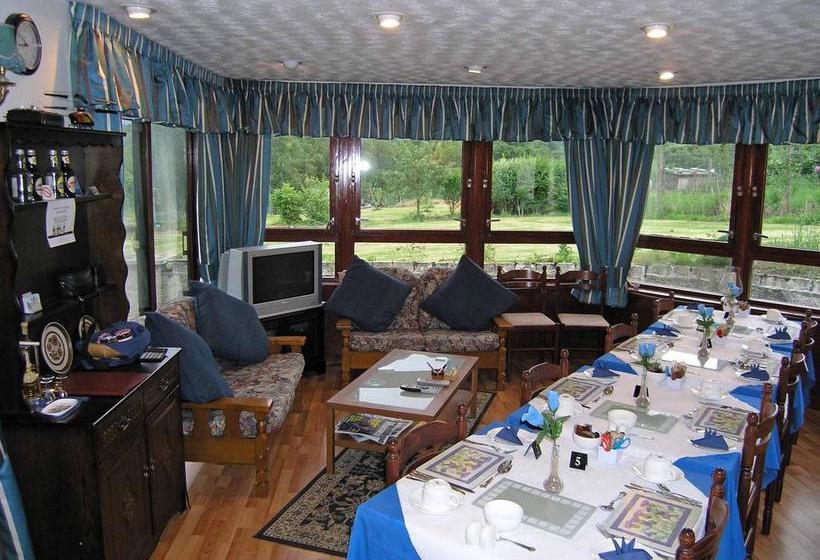 Bed and Breakfast Achnabobane Farmhouse