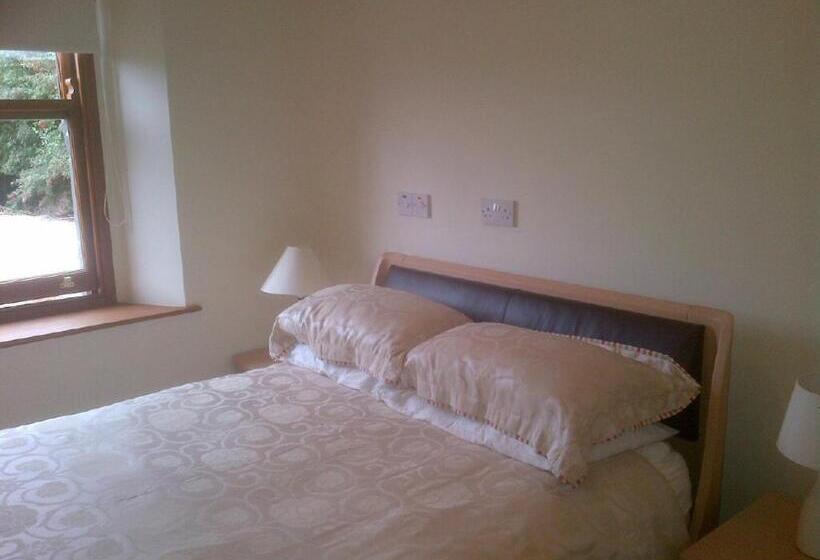 צימר Courtyard Mews Armagh City