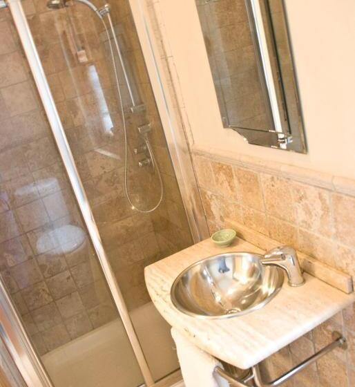 צימר Courtyard Mews Armagh City