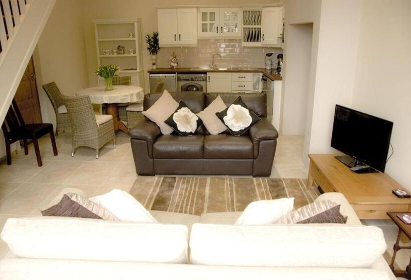 צימר Courtyard Mews Armagh City