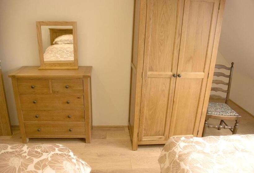 צימר Courtyard Mews Armagh City