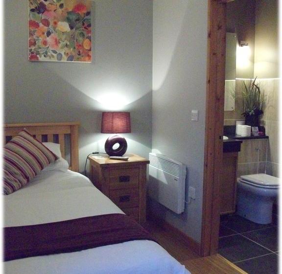 Aamiaismajoitus (B&B) Orchard Cottage