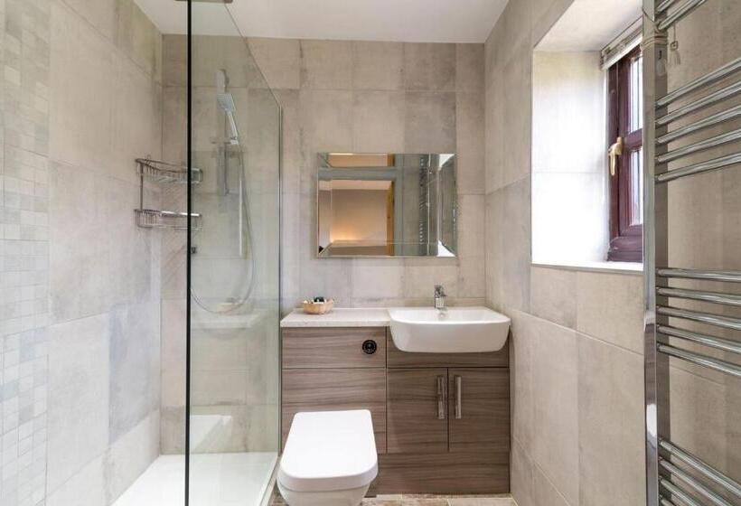 בית מלון כפרי Briarfields