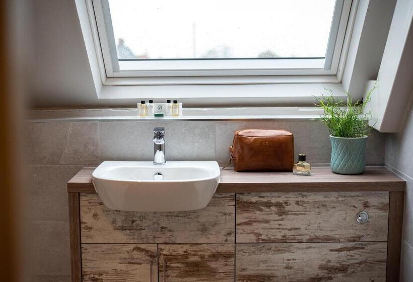 בית מלון כפרי Briarfields