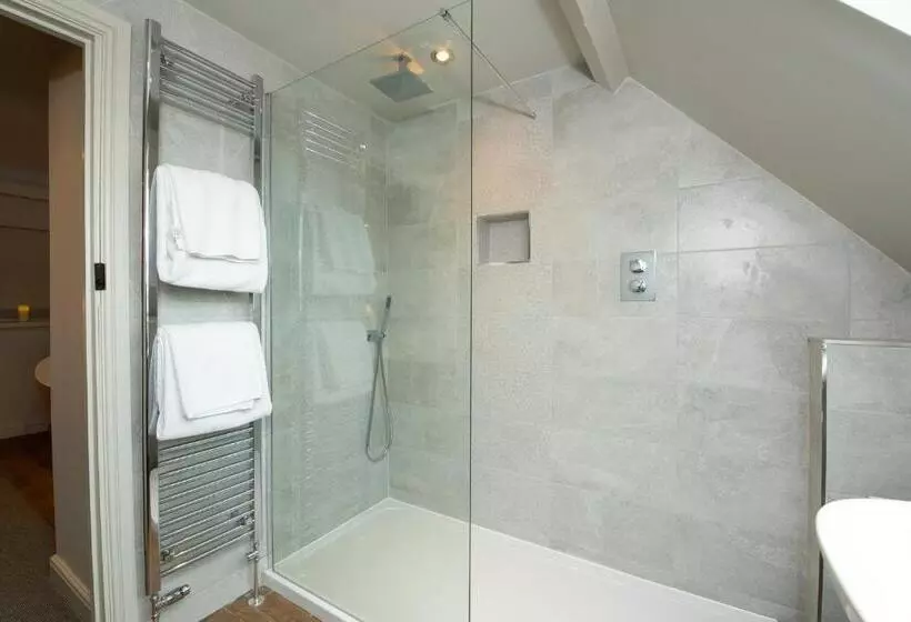 Hotel Briarfields