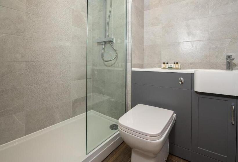 בית מלון כפרי Briarfields