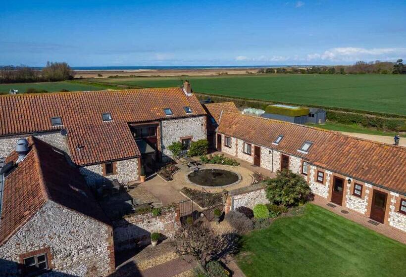 בית מלון כפרי Briarfields