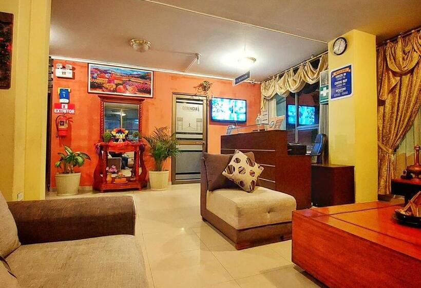 Отель La Merced Plaza Hospedaje