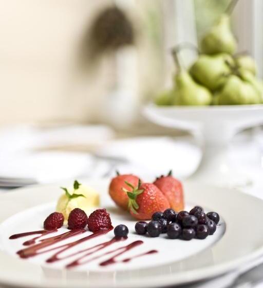 בית מלון כפרי Overcliffe