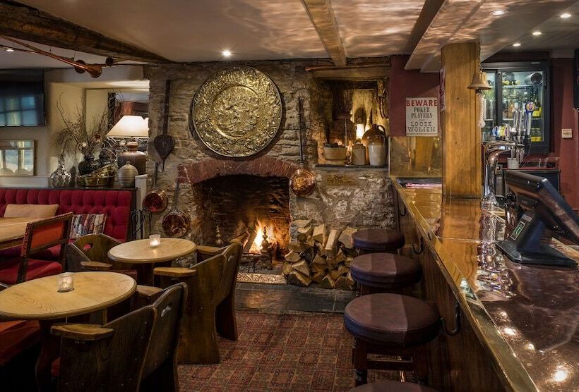 Отель Royal Seven Stars