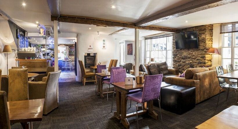 Отель Royal Seven Stars