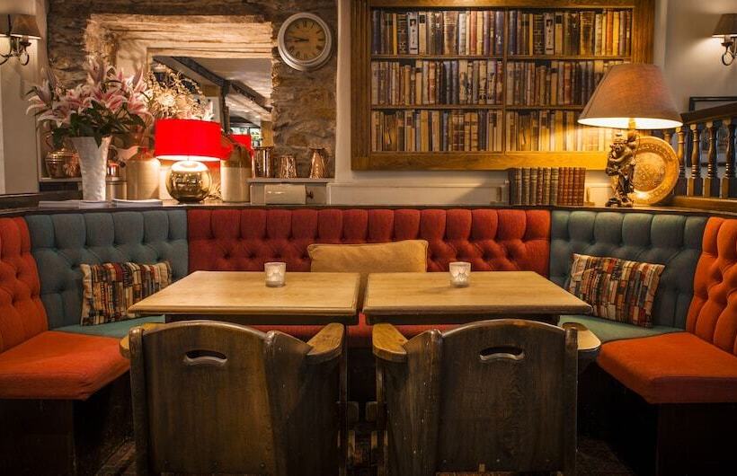 Отель Royal Seven Stars