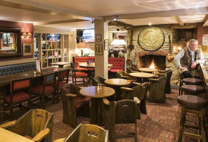 Отель Royal Seven Stars