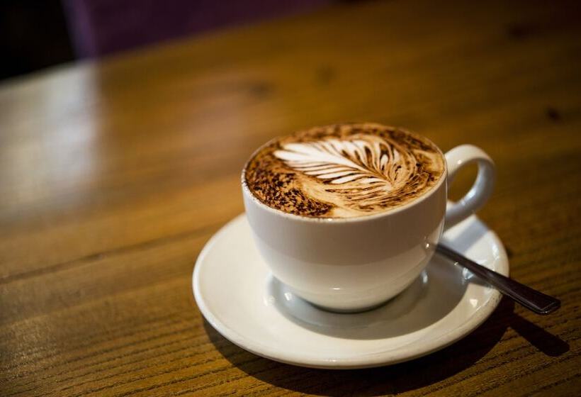 Отель Royal Seven Stars